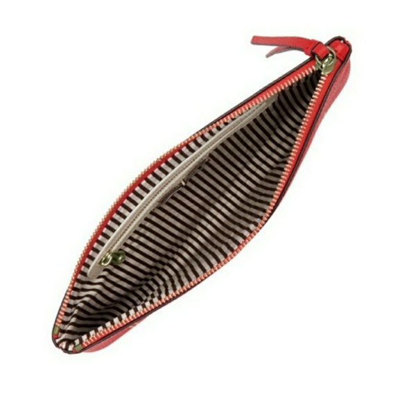 Henri Bendel ABOUT TOWN Pouch - Picture 2 of 8